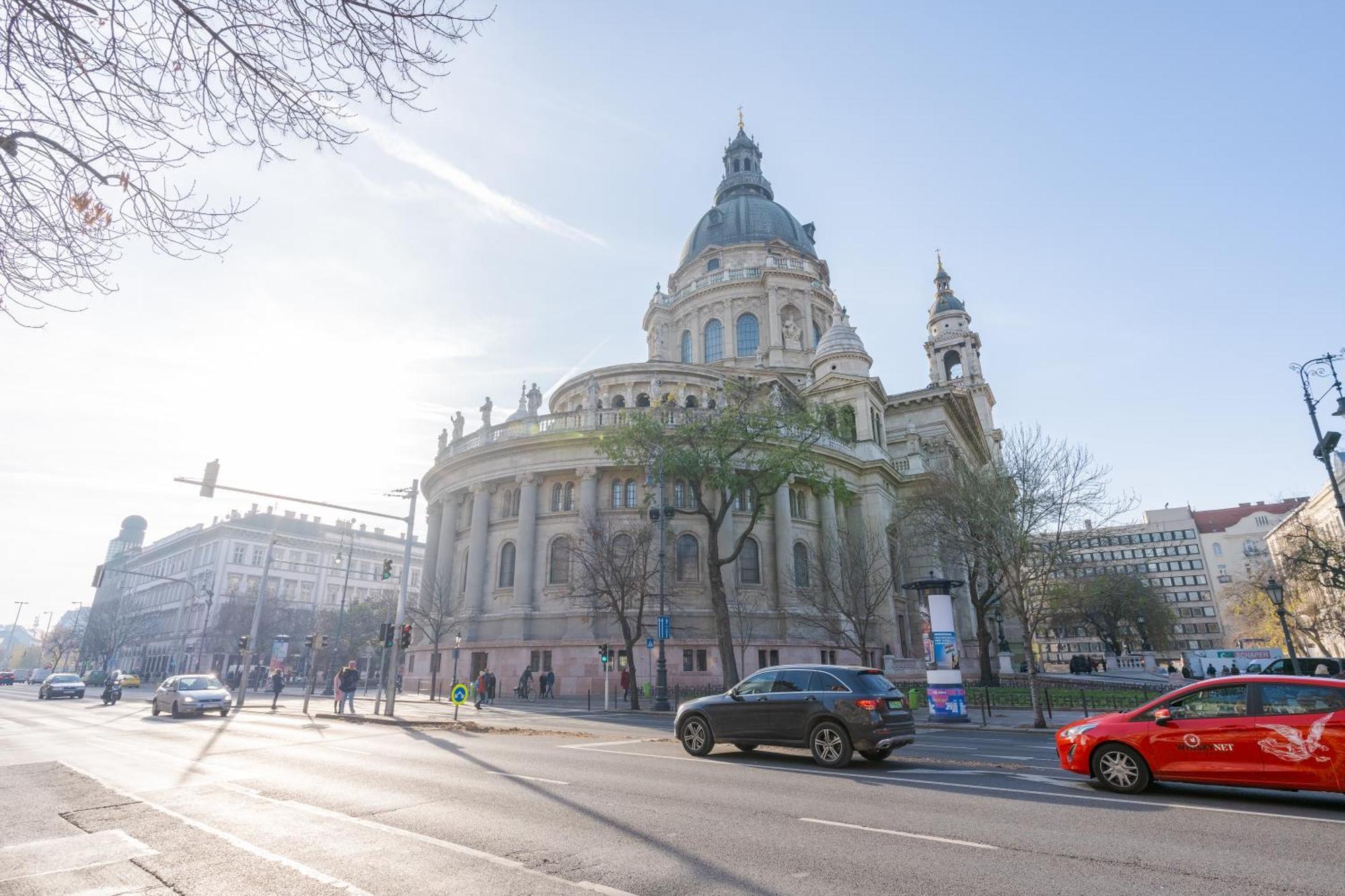 Courtyard By The Basilica Apartment Budapest Exterior photo